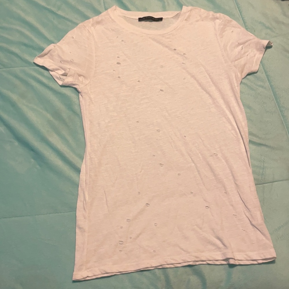white tee